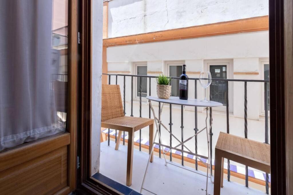 Hernando Colon Deluxe Suite By Valcambre Seville Exterior photo