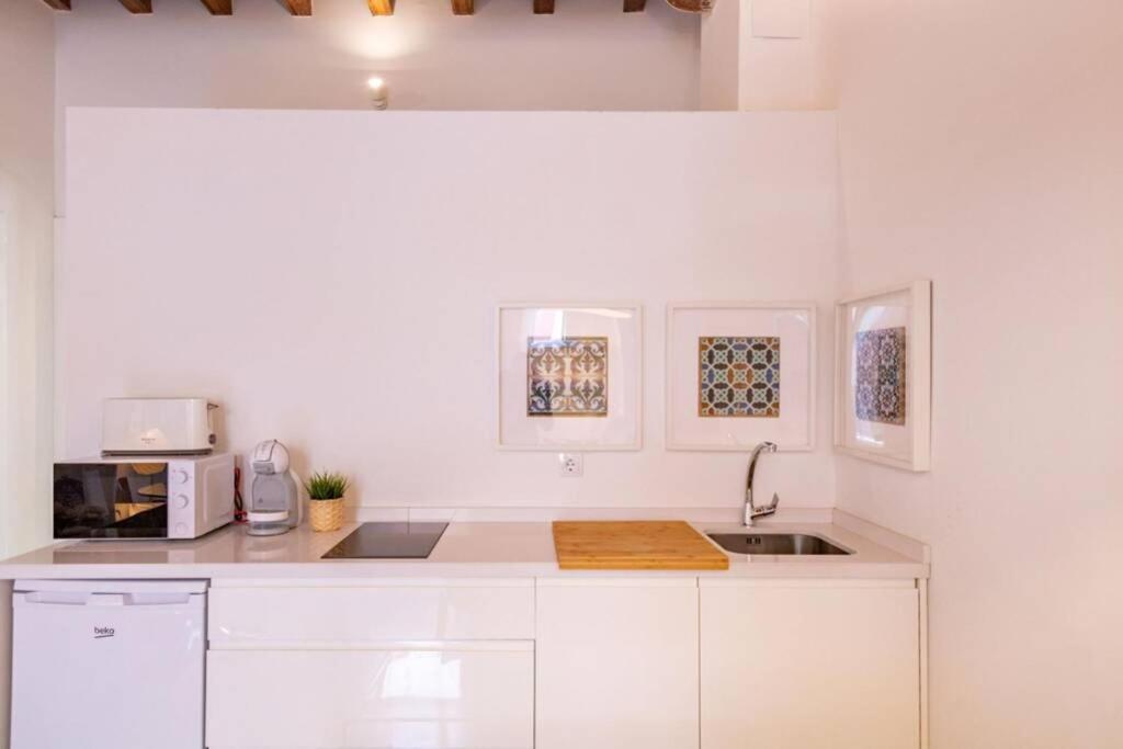 Hernando Colon Deluxe Suite By Valcambre Seville Exterior photo